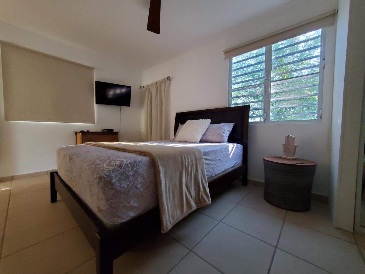Aguadilla Waves Apt Free Parking & Wifi 8 Minute Walk From Crashboat Beach Exteriör bild